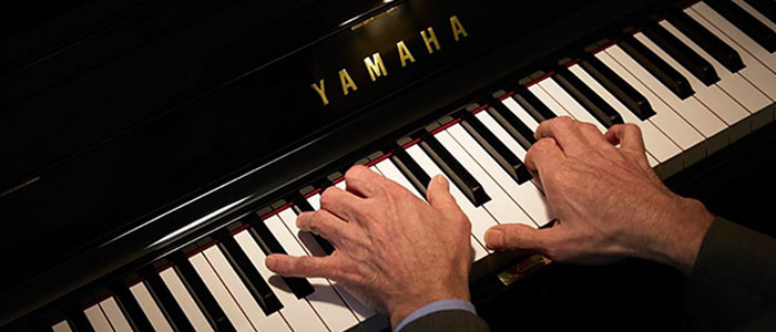 pianos yamaha