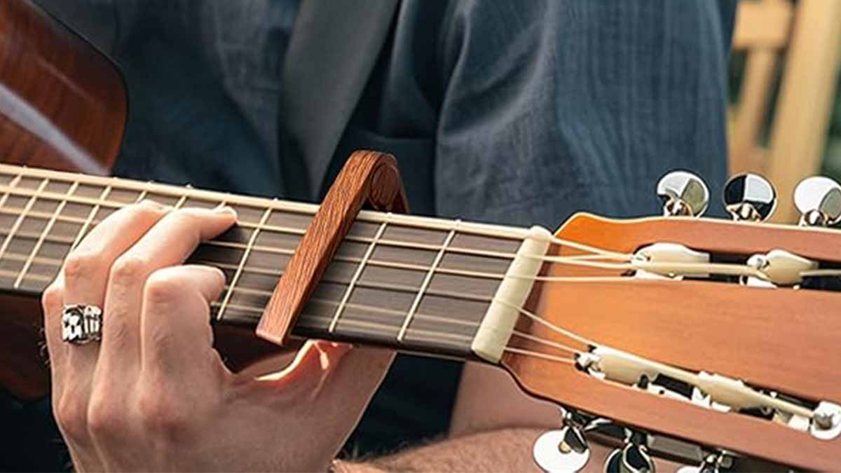 cejilla para guitarra española