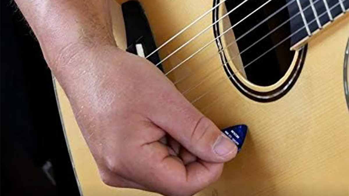 golpeador de guitarra flamenca