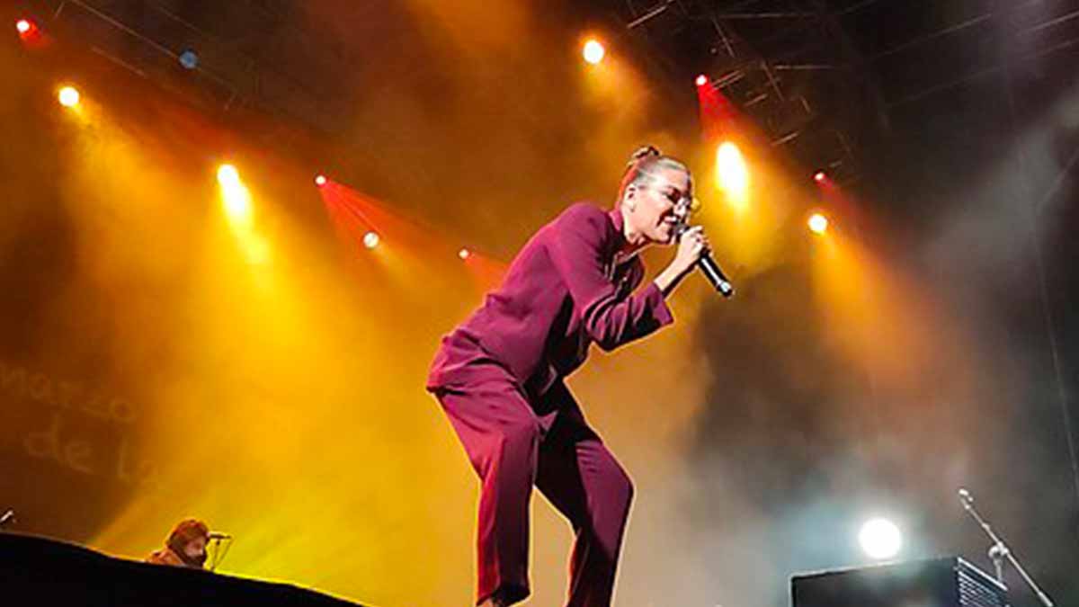 cantantes canarios