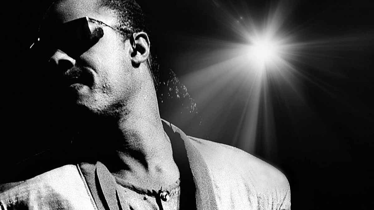 Cantantes de los 70 que Revolucionaron la Música y sus mejores canciones