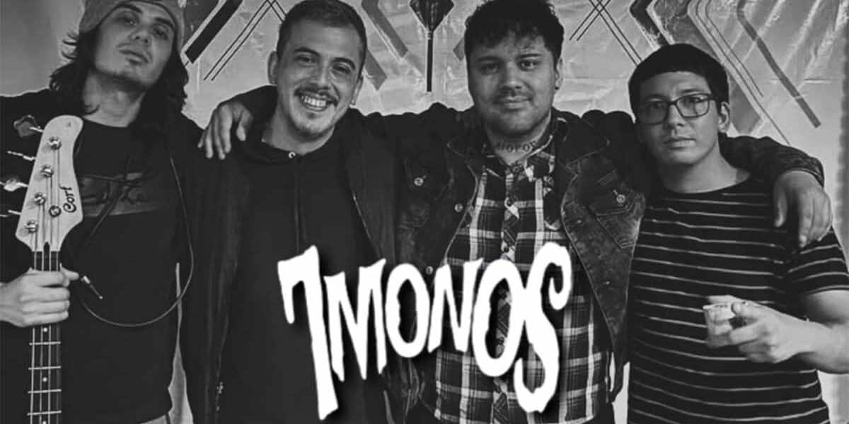 7 monos
