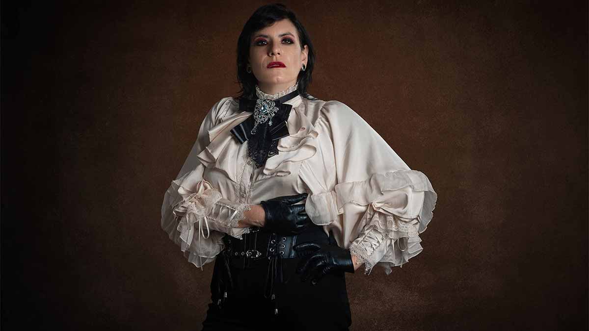 Von Dippel, Energía y Actitud: El Rostro Femenino del Rock Chileno Actual