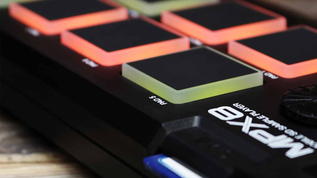 akai professional mpx8