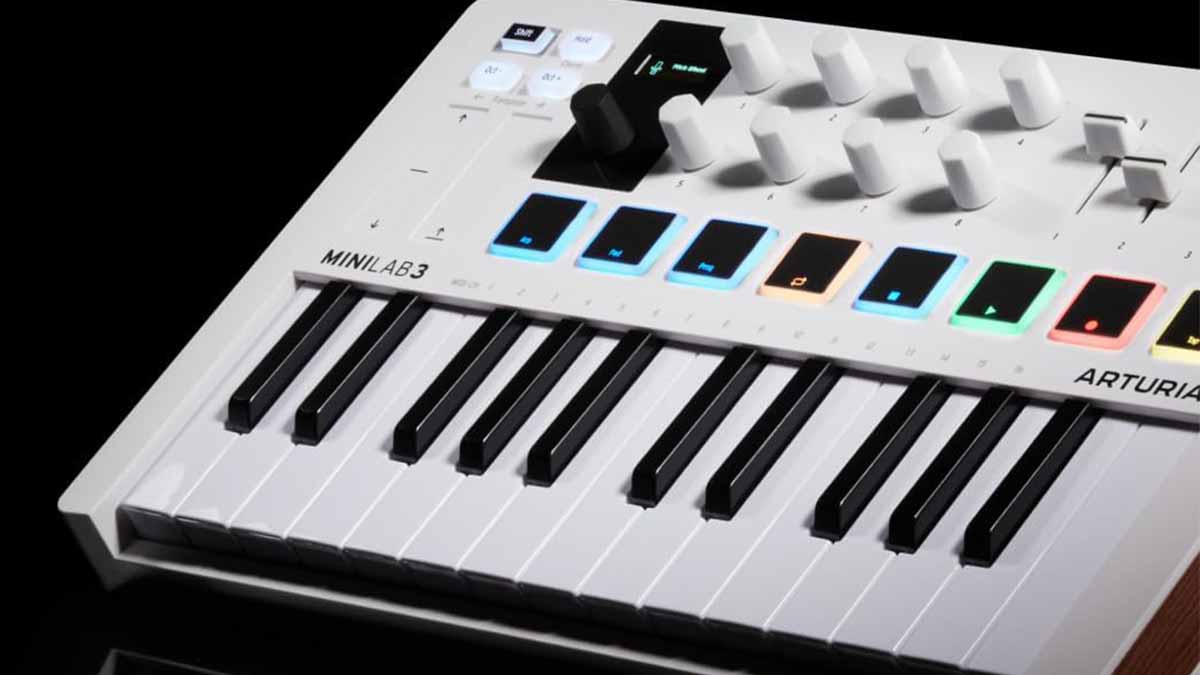 Arturia MiniLab 3: un controlador MIDI compacto con gran potencia arturia minilab 3