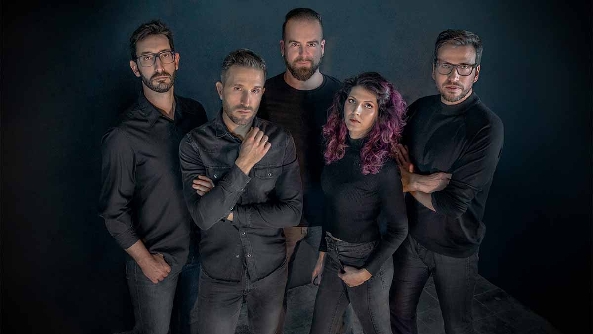 LOUD y su universo entre lo electrónico y lo emocional LOUD y su universo entre lo electrónico y lo emocional