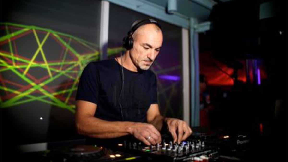 Robert Miles y su impacto en la electrónica de los 90 robert miles