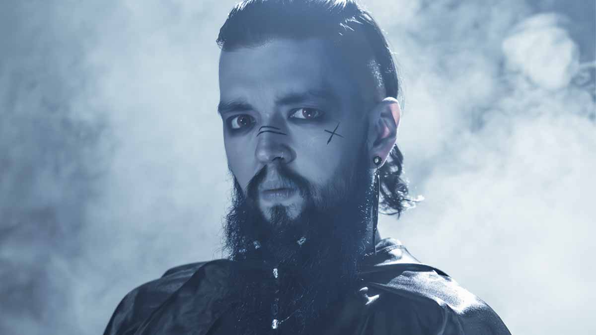 Lou Alpiza presenta Capricorn: un viaje entre el doom, el dark country capricorn