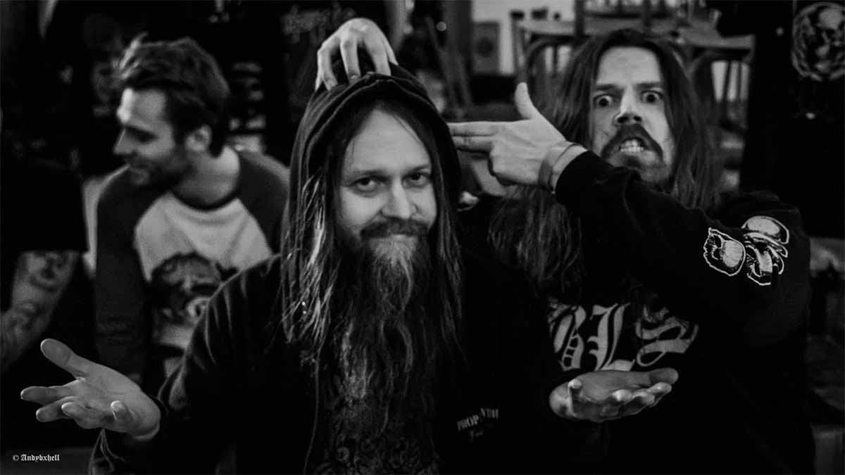 Monsternaut y el regreso analógico con Approaching Doom monsternaut