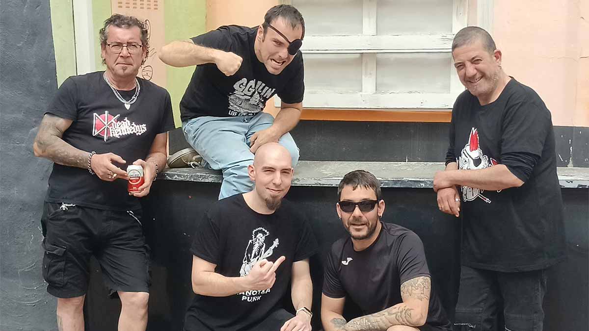 Kostramorfosis afronta 15 años de punk y resistencia kostramorfosis