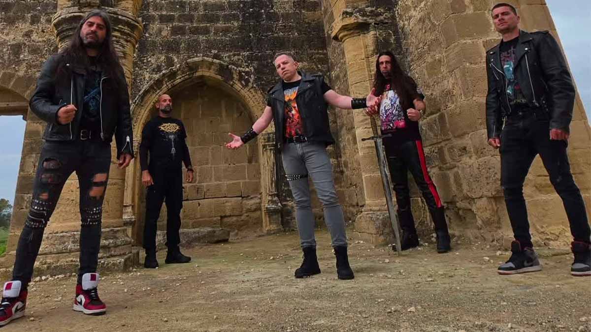 Solitary Sabred: el regreso al Heavy Metal épico desde Chipre solitary sabred