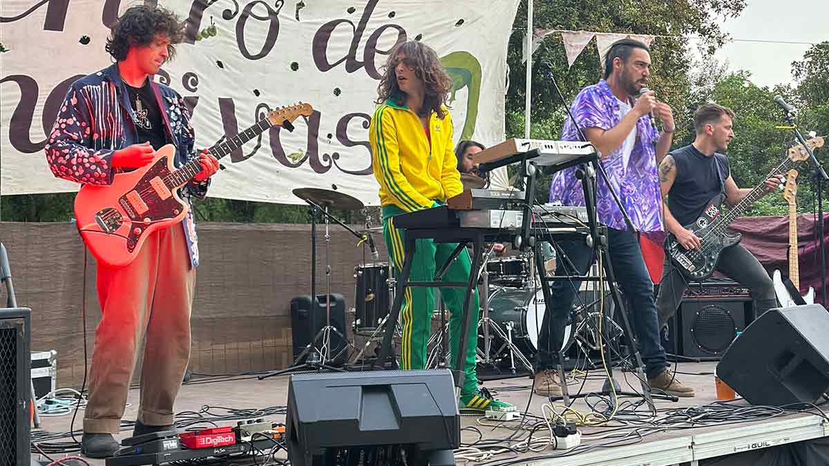 Zahorí, una mirada propia al rock desde el oeste de Sevilla zahorí