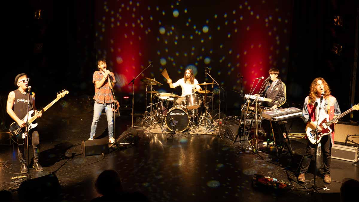 Zahorí, una mirada propia al rock desde el oeste de Sevilla zahorí