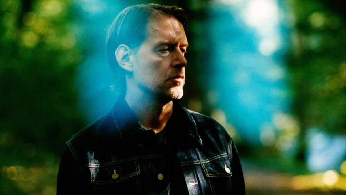 Ed O'Brien regresa con Blue Morpho, su obra más personal Ed O’Brien regresa con Blue Morpho, su obra más personal